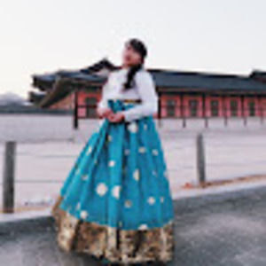 Meet your Posher, Krizia